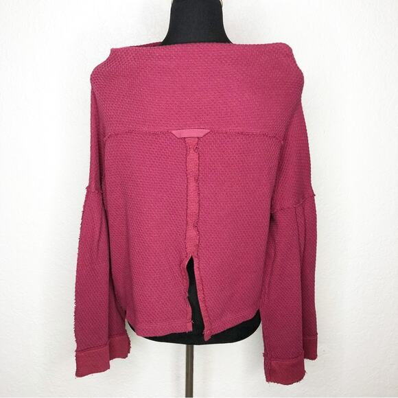 We the Free maroon red waffle thermal knit split back bell sleeve top size Small - Picture 16 of 16